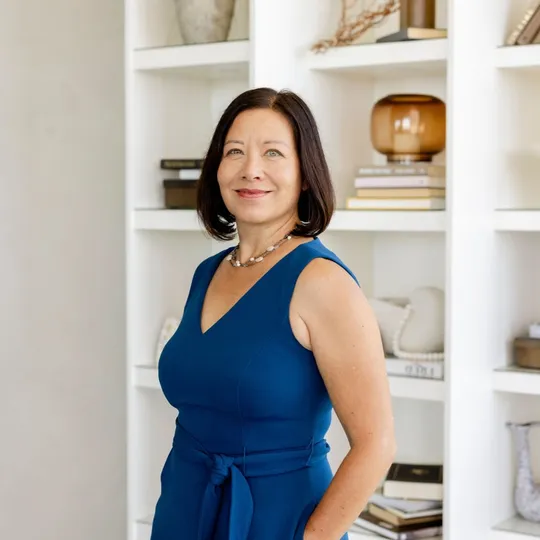 Sabine Steck, Agent in  - Compass