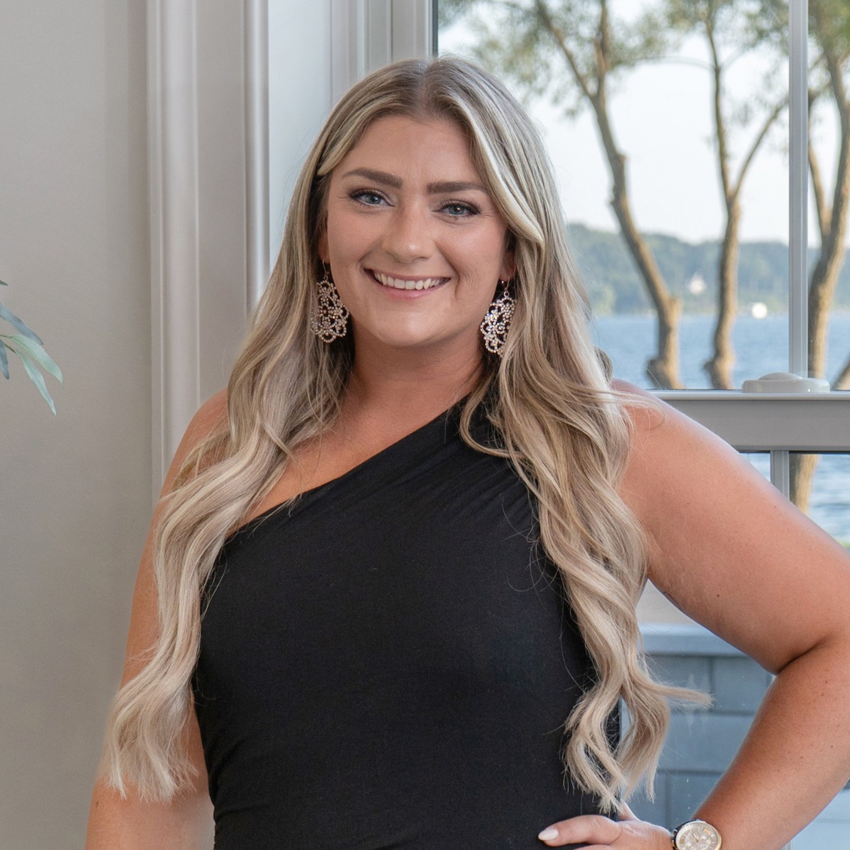 Headshot of Ashley Jameson