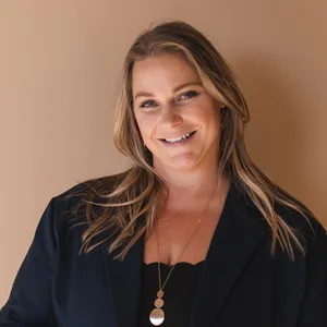 Cheryl Medeiros's Profile Photo