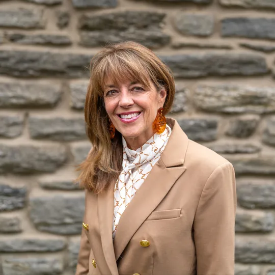 Marybeth Baldwin, Agent in  - Compass