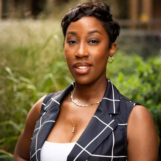 Tamara C. Davis, Agent in  - Compass