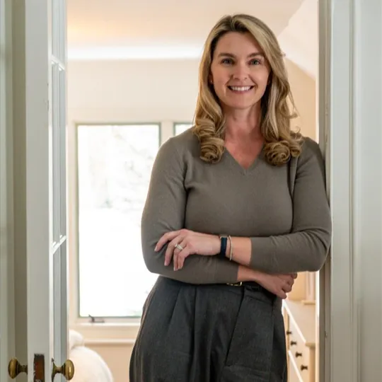 Hope Stone Brasesco, Agent in  - Compass