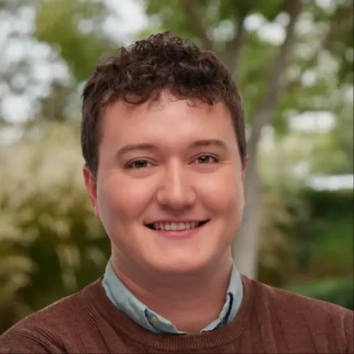 Connor Kennedy, Agent in  - Compass