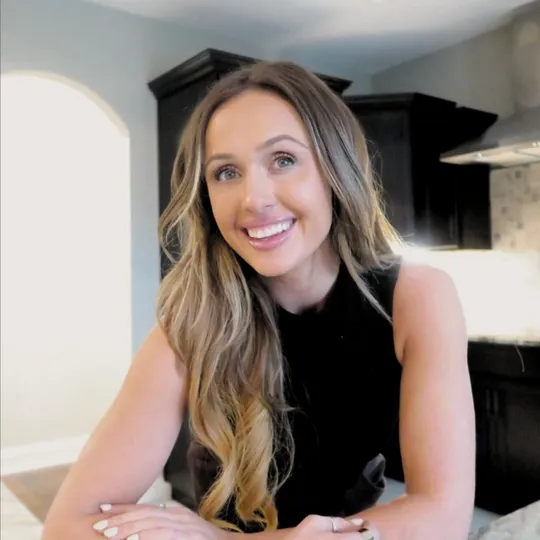 Bri LeDoux, Agent in  - Compass