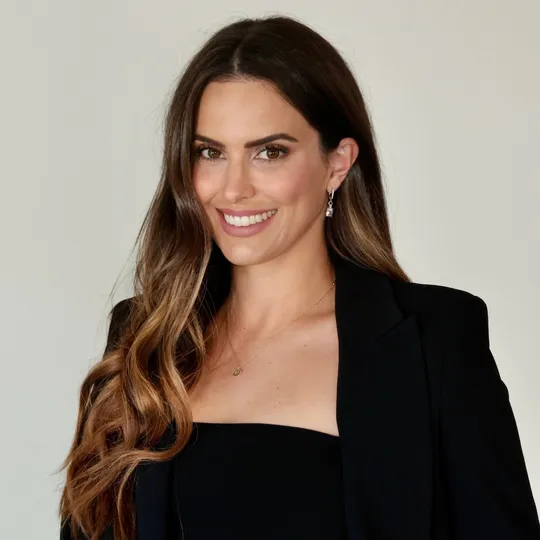 Yasmin Hathorn, Agent in  - Compass