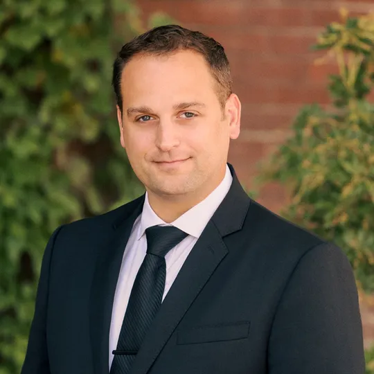 Kent Markgraf, Agent in  - Compass