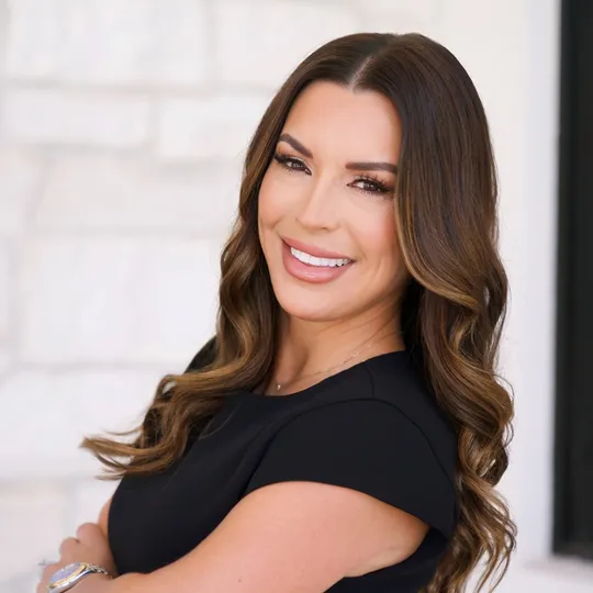 Lindsay Rininger, Agent in  - Compass