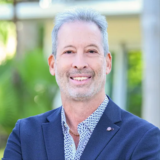 Barry Stoll, Agent in  - Compass