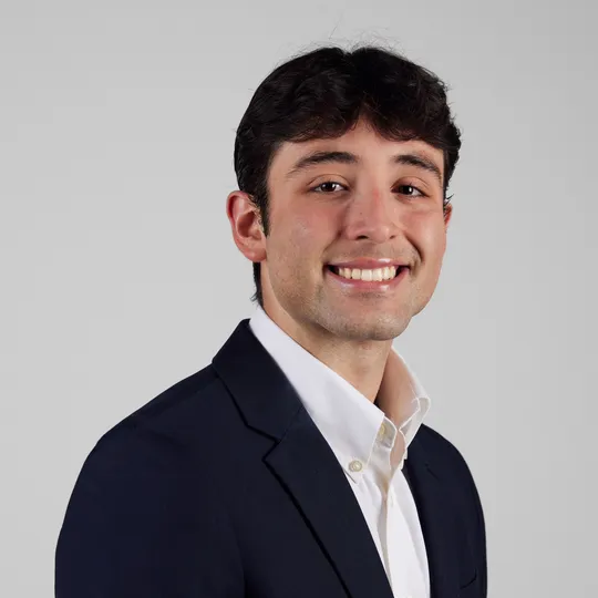 Andres Perez, Agent in  - Compass