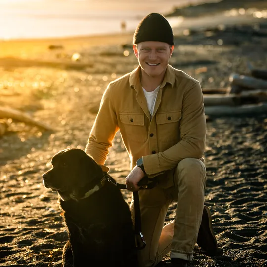 Zach Harrison, Agent in  - Compass