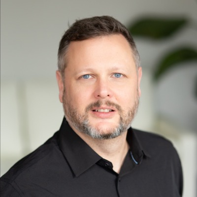 Headshot of Stephen Gause