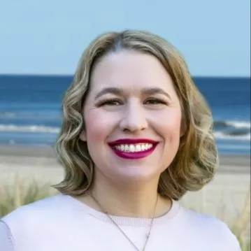 Theresa Zeits, Agent in  - Compass