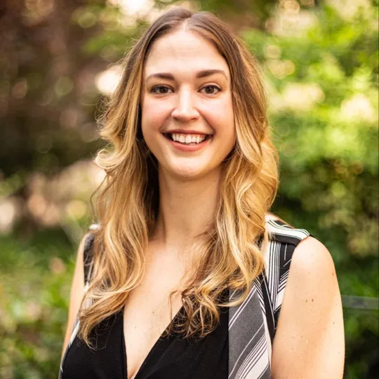 Kate White, Agent in  - Compass