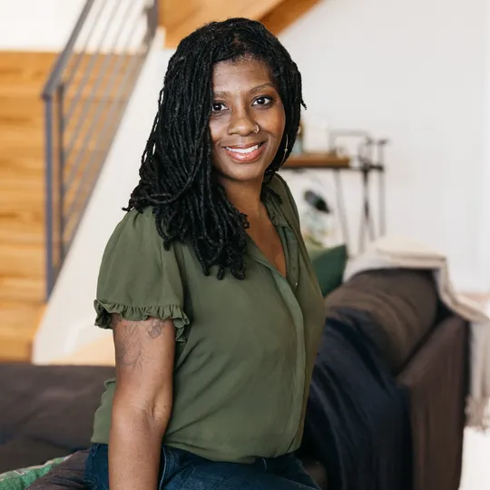 Quavin Johnson, Agent in  - Compass