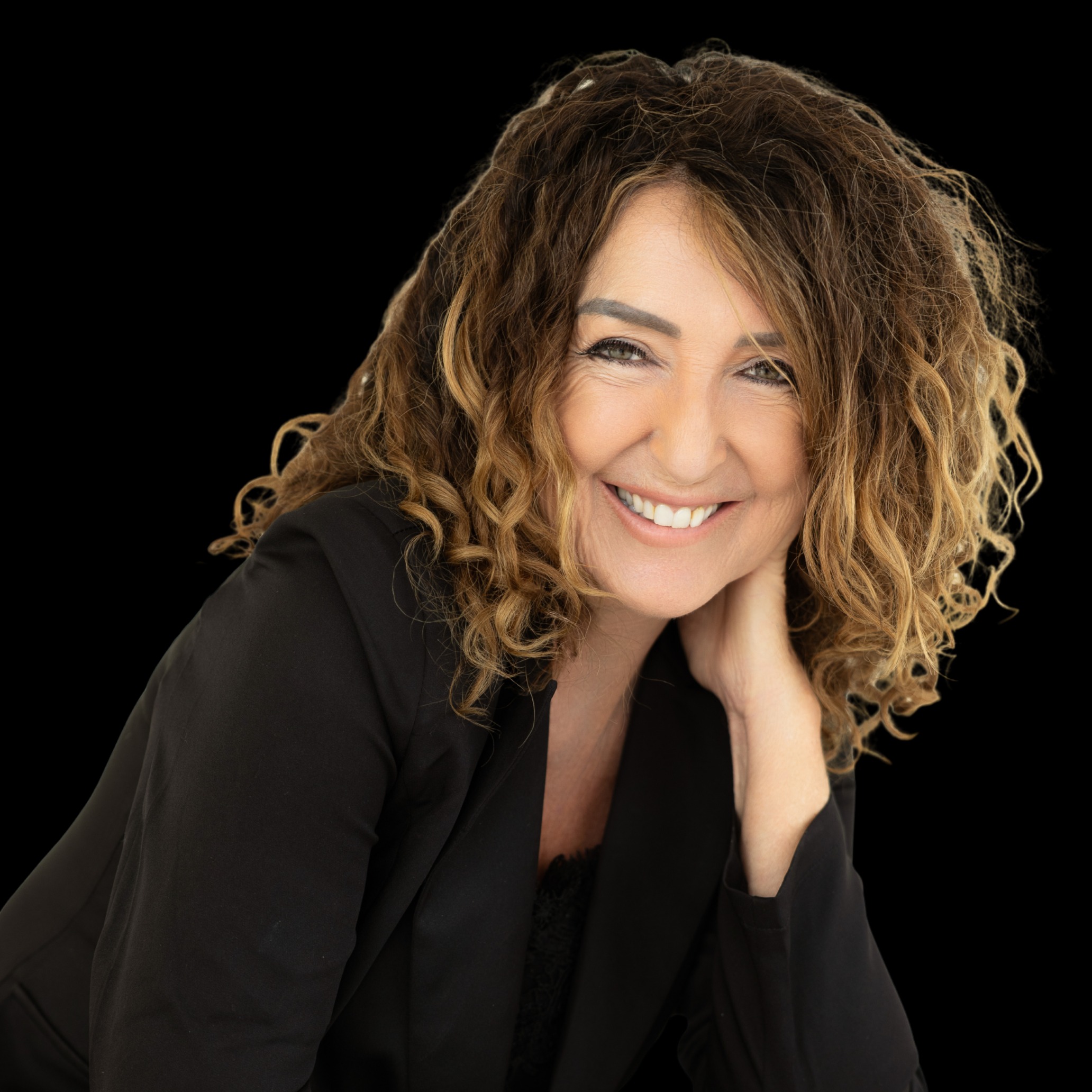 Headshot of Kari Hughes