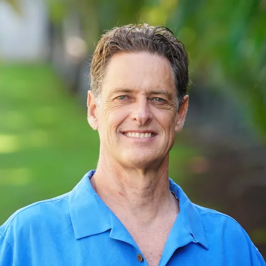 Gray Ringsby, Agent in  - Compass