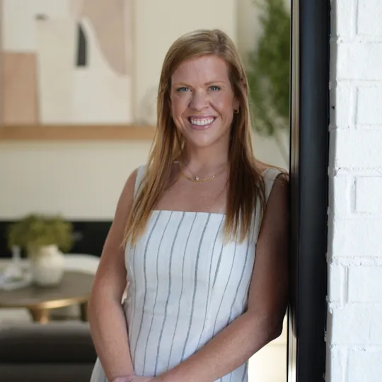 Callie Hughes Mccombs, Agent in  - Compass