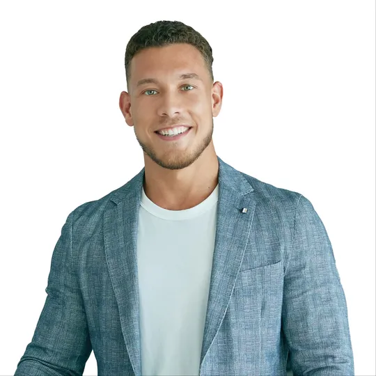 James Lopez, Agent in  - Compass