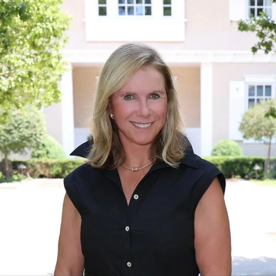 Meg Wright, Agent in  - Compass