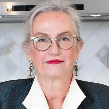 Sue Ellen Grimaud, Agent in  - Compass