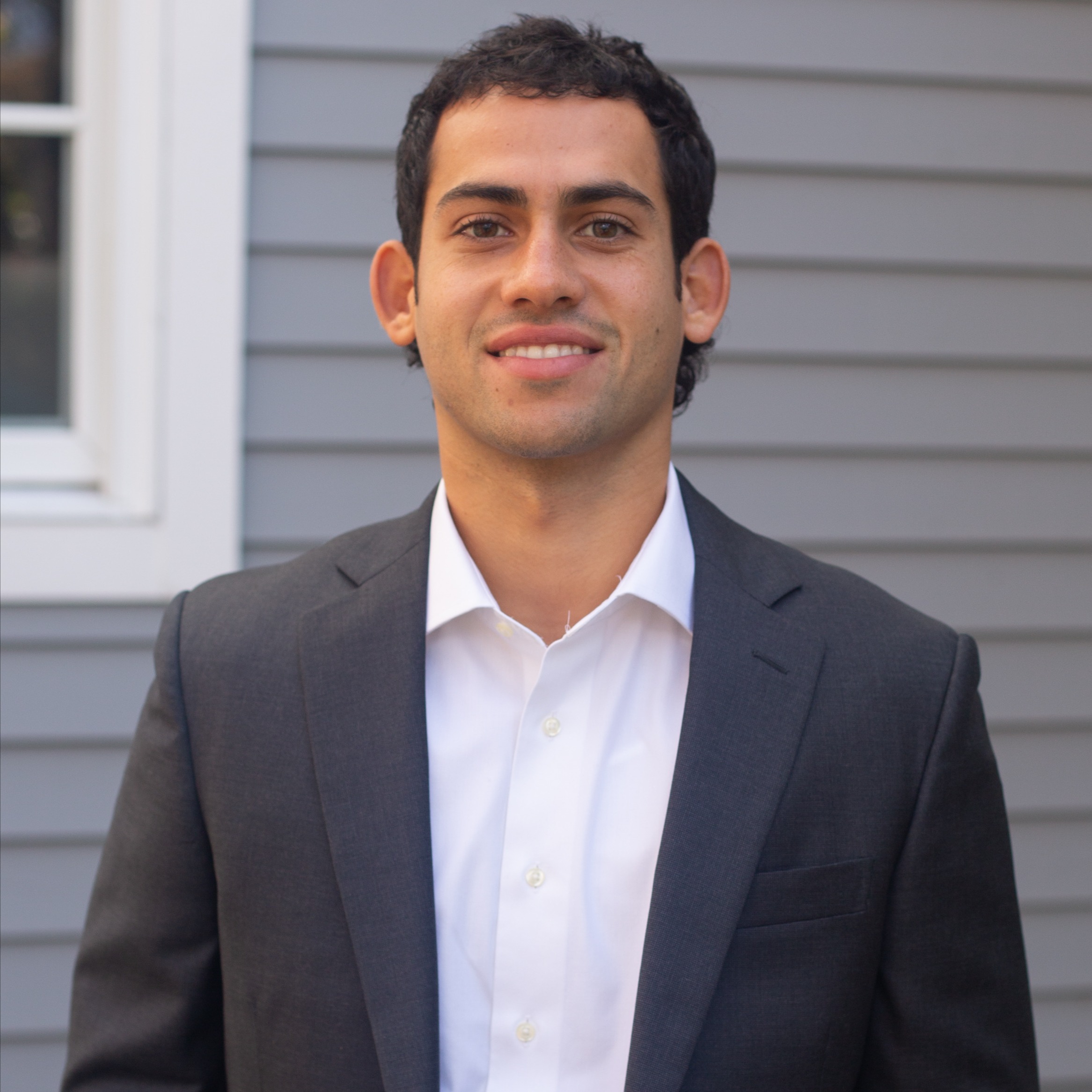 Headshot of Davi Pedreiro