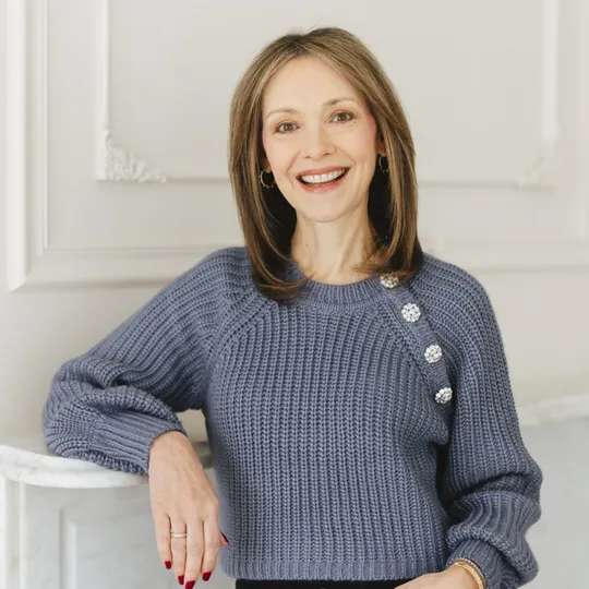 Barbara Stone, Agent in  - Compass