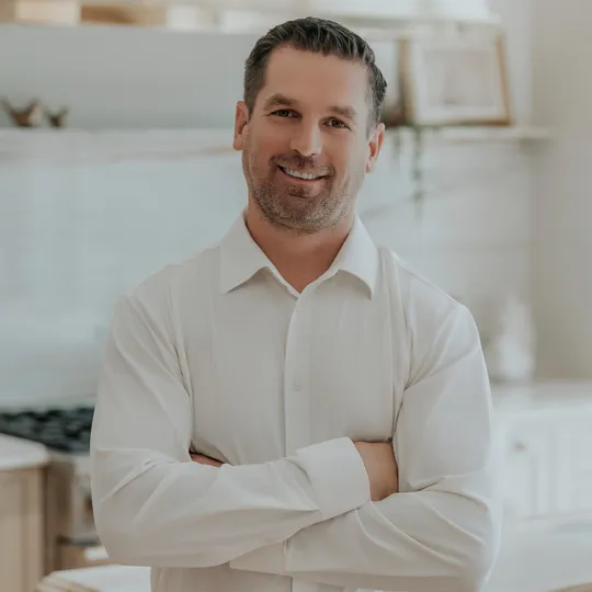 Travis Mears, Agent in  - Compass