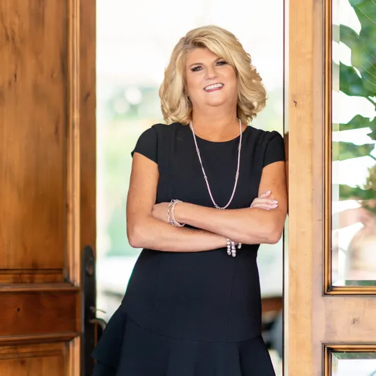 Karlyn Hunt, Agent in  - Compass