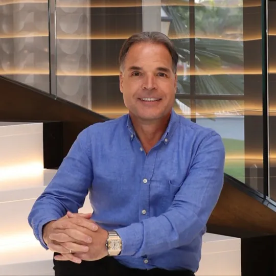 Omar Esmail, Agent in  - Compass