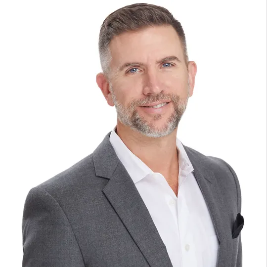 Mike Harper, Agent in  - Compass