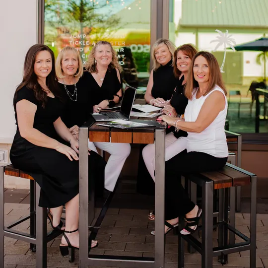 Florida Home Girls, Agent in  - Compass