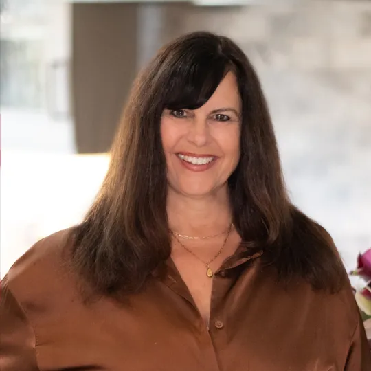 Wendy McPherson, Agent in  - Compass