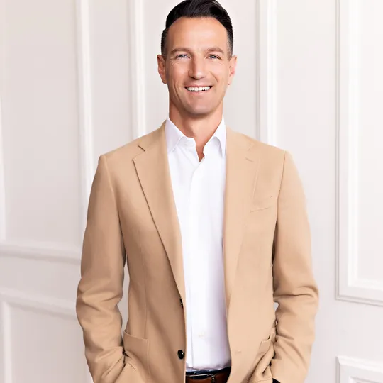 Seth O'Byrne, Agent in  - Compass