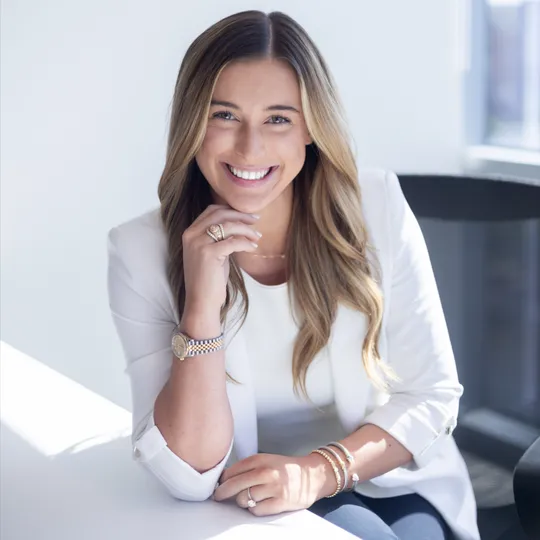 Kamryn Van Osdell, Agent in  - Compass