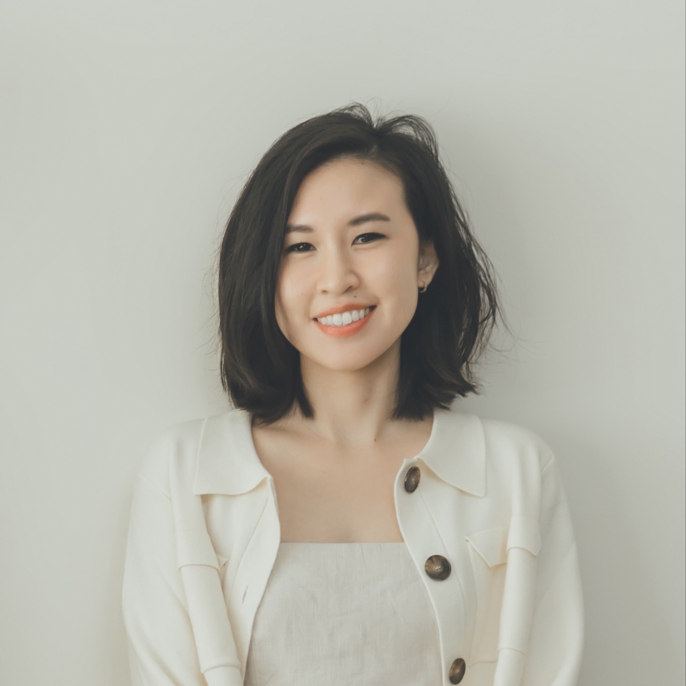 Headshot of Cathy Hou