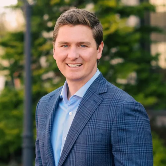 Daniel Niebler, Agent in  - Compass