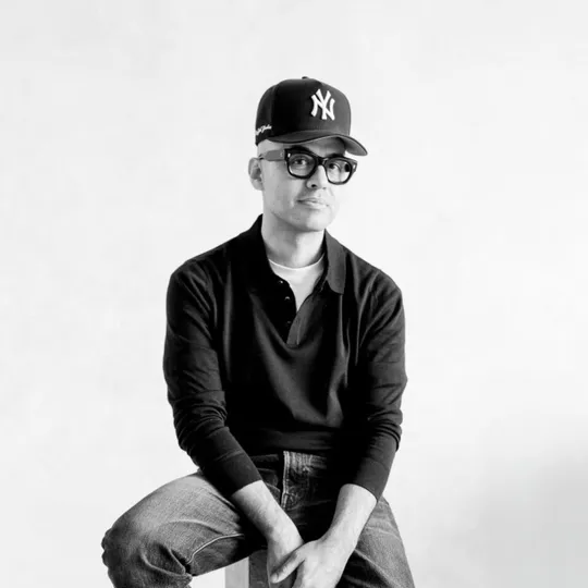 Esteban Gomez, Agent in  - Compass