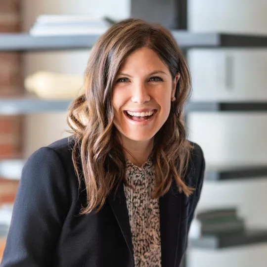 Jennifer Ferland, Agent in  - Compass