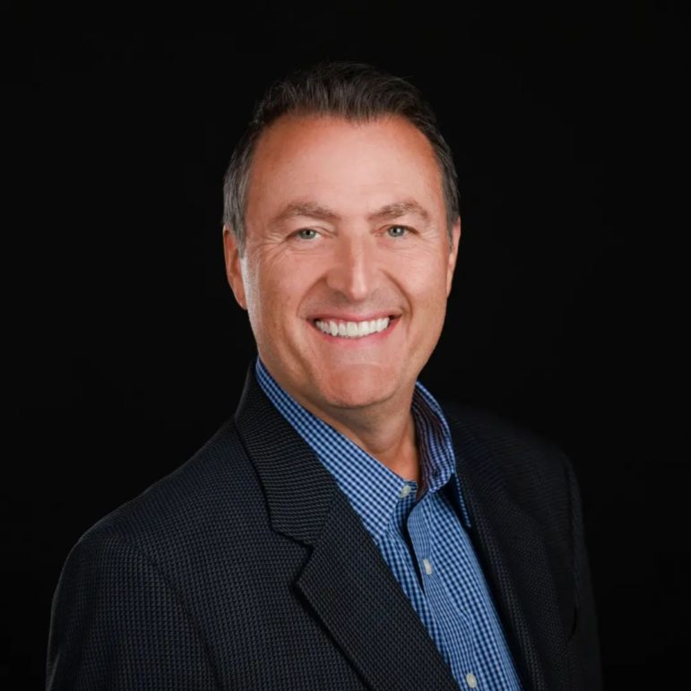 Headshot of Jeff Swetow