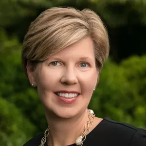 Elizabeth Brown's Profile Photo