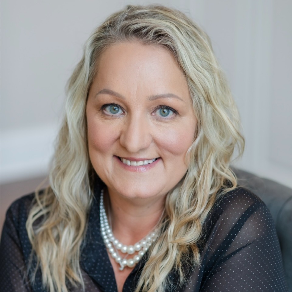 Jennifer Jones, Real Estate Agent Compass