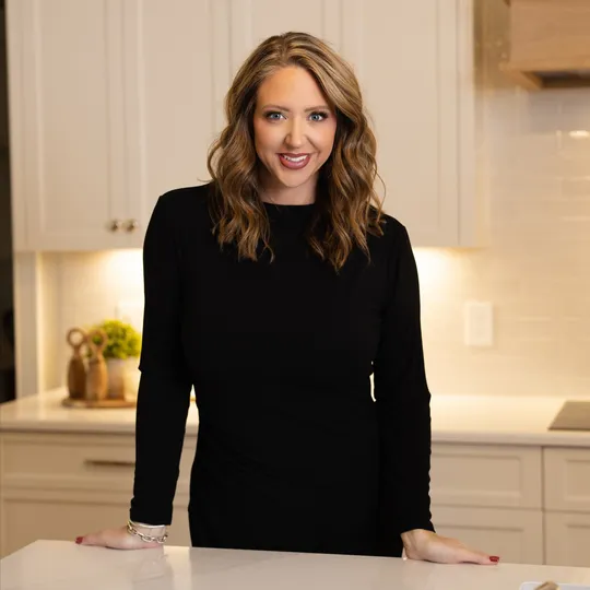 Grayson Phillips, Agent in  - Compass