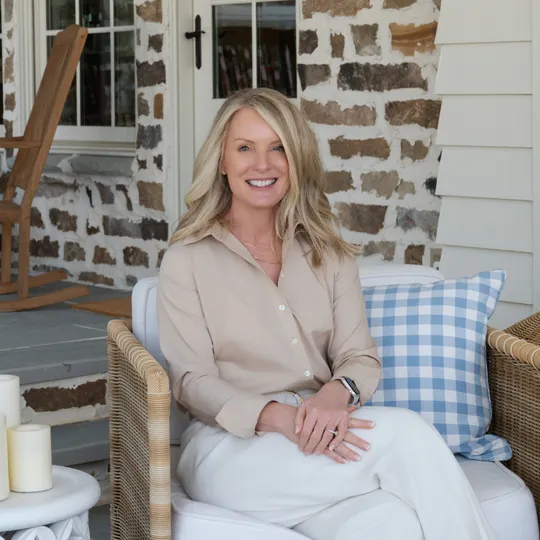 Kim Hedrick, Agent in  - Compass