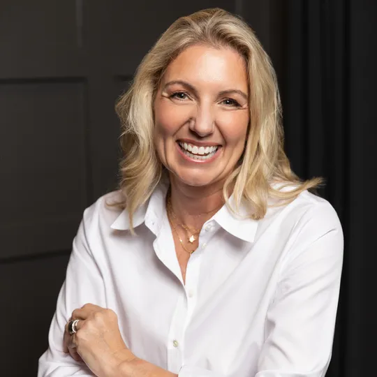 Valerie Danna, Agent in  - Compass