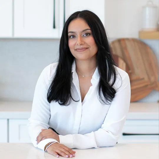 Dina Ochoa Soto, Agent in  - Compass
