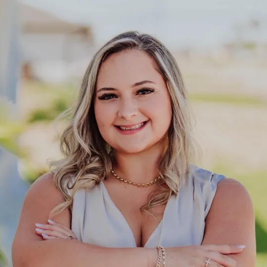 Kyara Hernandez, Agent in  - Compass