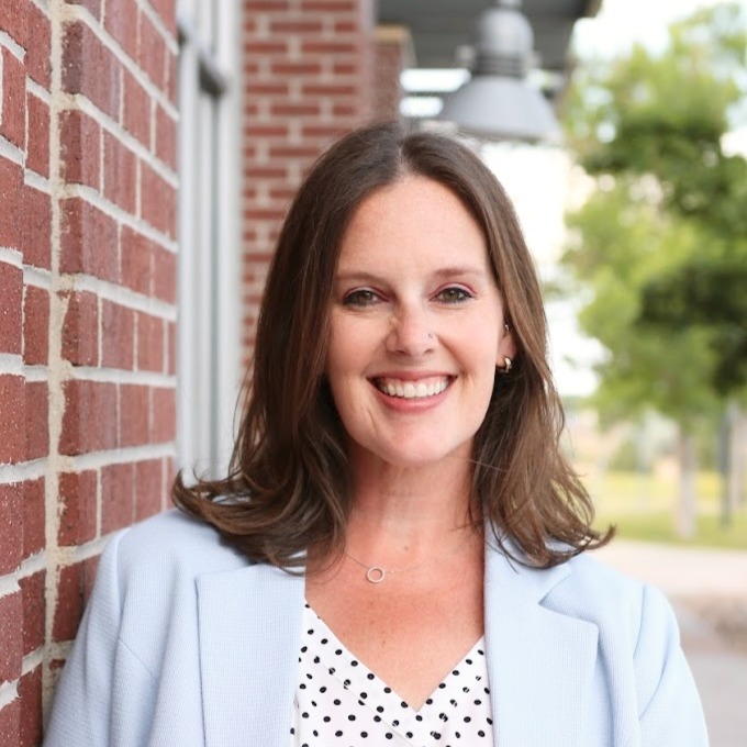 Headshot of Teresa Campbell