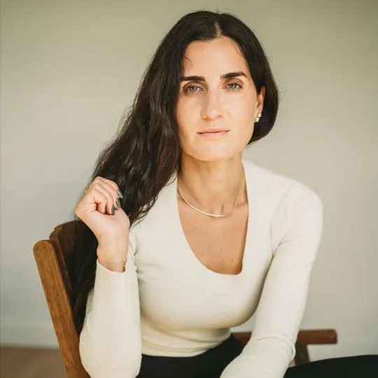 Judy Levin, Agent in  - Compass