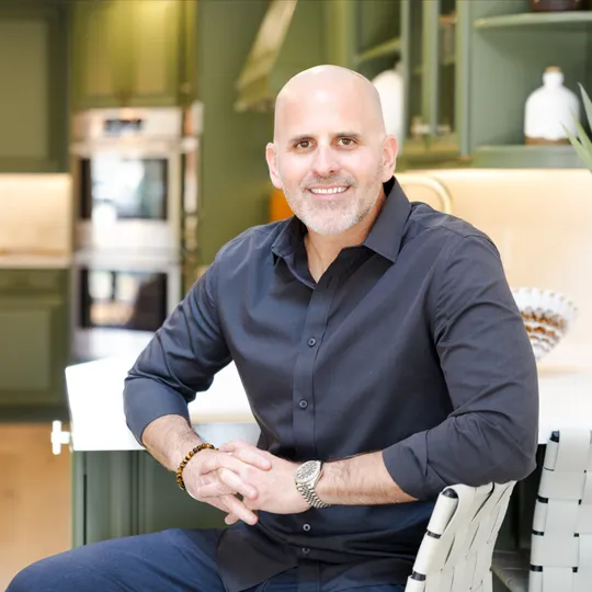 Yoav Astman, Agent in  - Compass