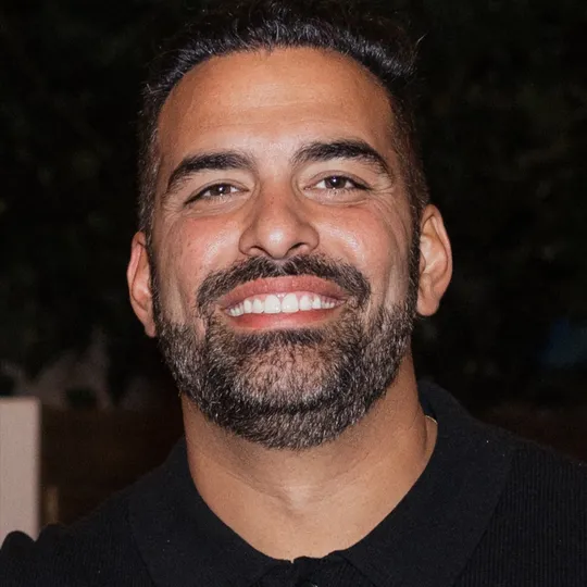 Asher Ehsani, Agent in  - Compass